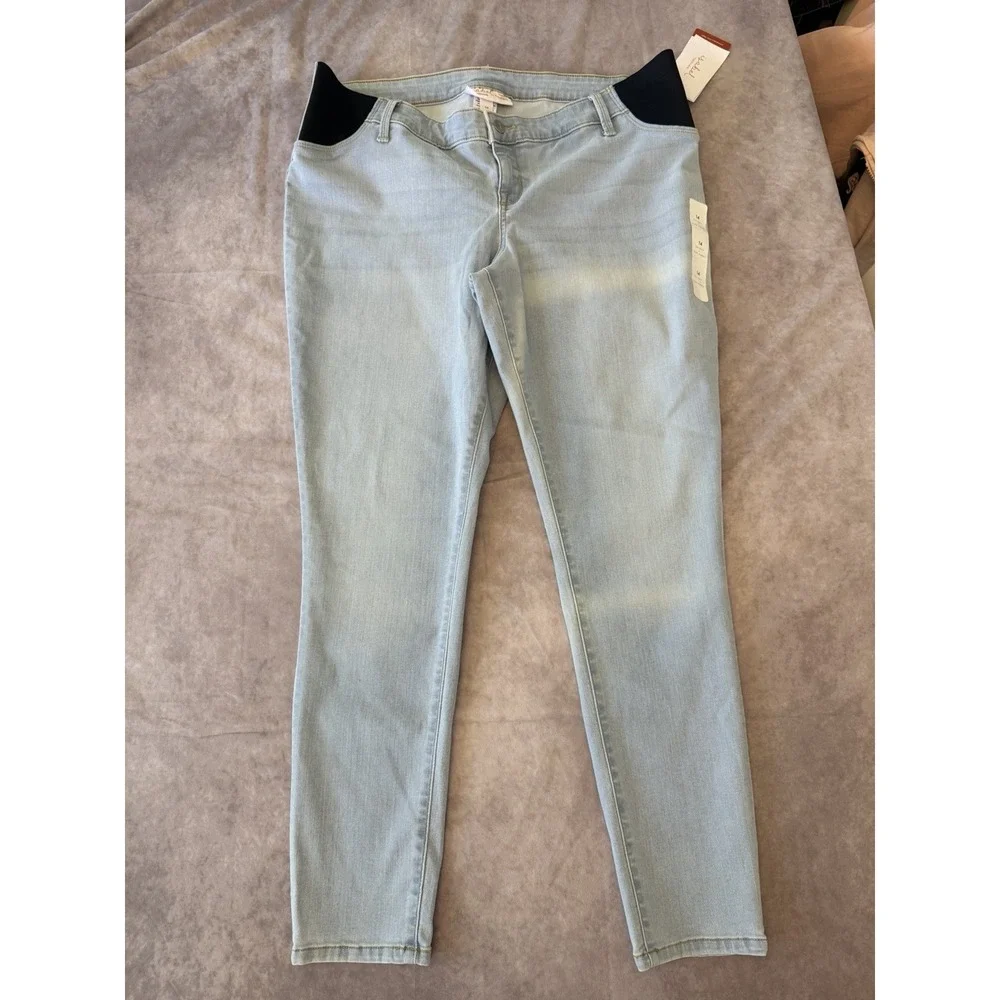 Ingrid & Isabel Maternity‎ Skinny Jeans 14 Light Wash Stretch Blue Denim NWT